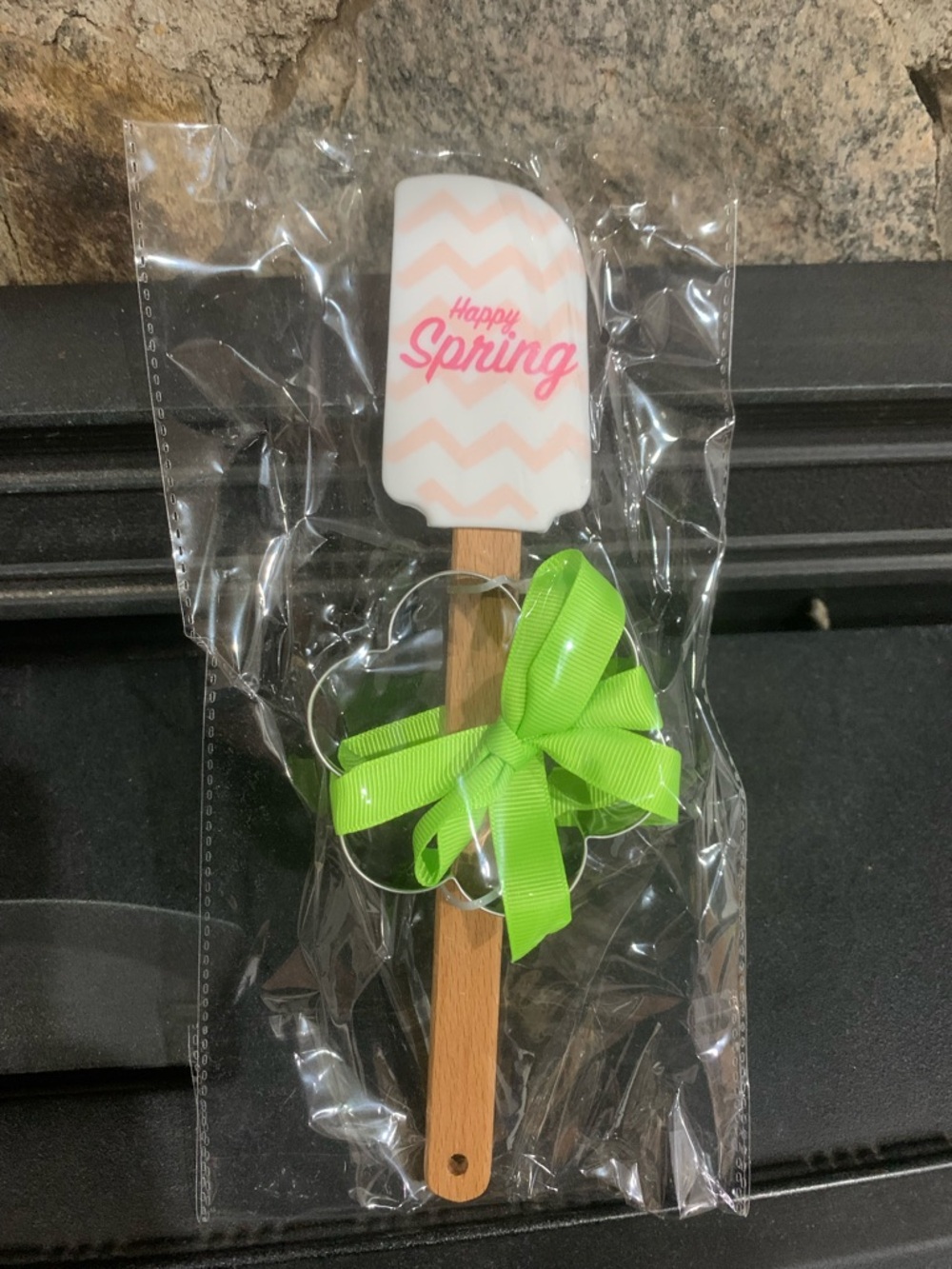 Lillian Vernon Happy Spring Easter Themed Silicone Spatula and Cookie Cutter NWT